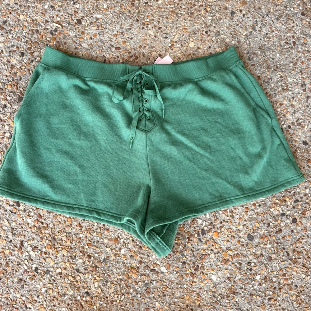NWT VS Green Tie Lace Up Sweatshirt Shorts Plus Size XXL